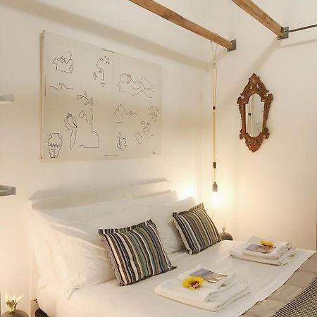 Design & History Suite サレルノ エクステリア 写真
